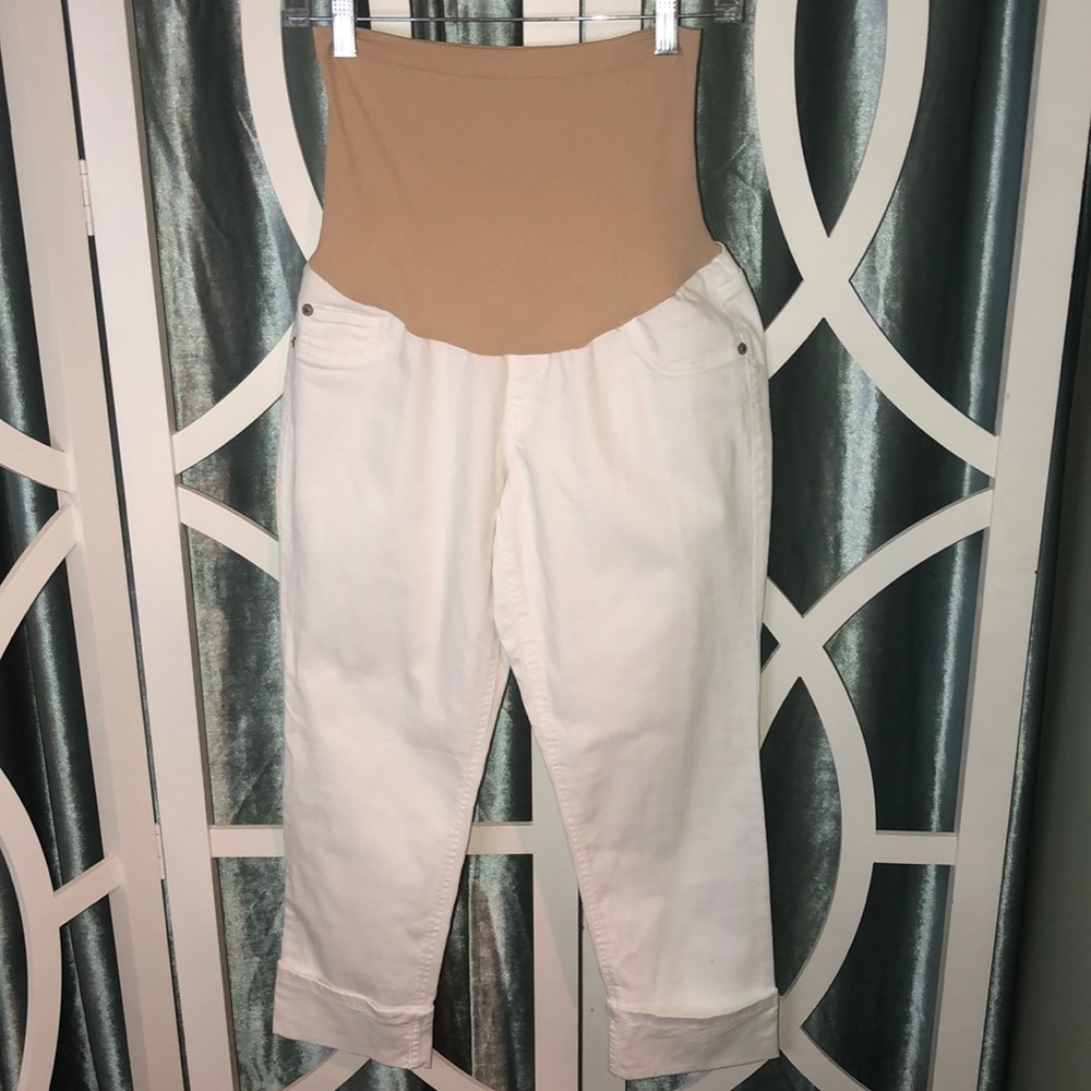 🍼2/$40 Indigo Blue Cuffed Capris